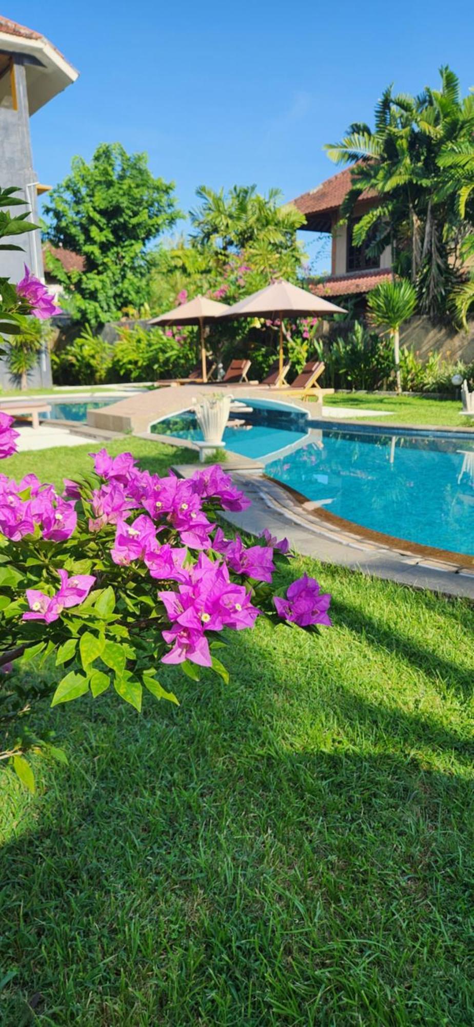 Dalia Budget Hotel Senggigi Exterior foto